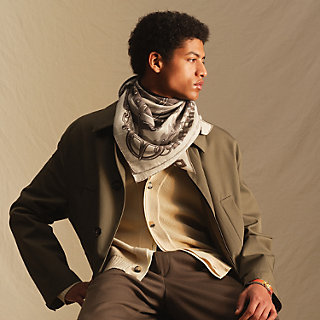 XssWLove様　HERMES100%SILK100%Angora大判マフ XssWLove様 HERMES100%SILK100%Angora大判マフ - メルカリ
